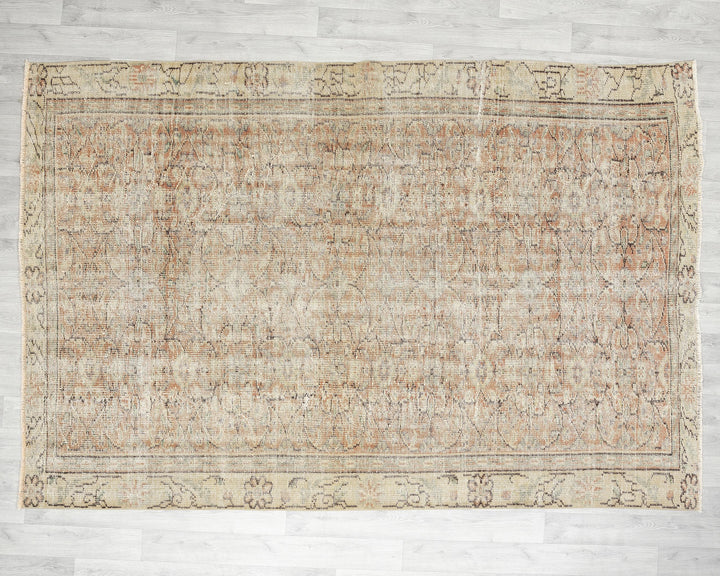 Faded Oushak Rug 5' 11" x 8' 6" | No. VR21173