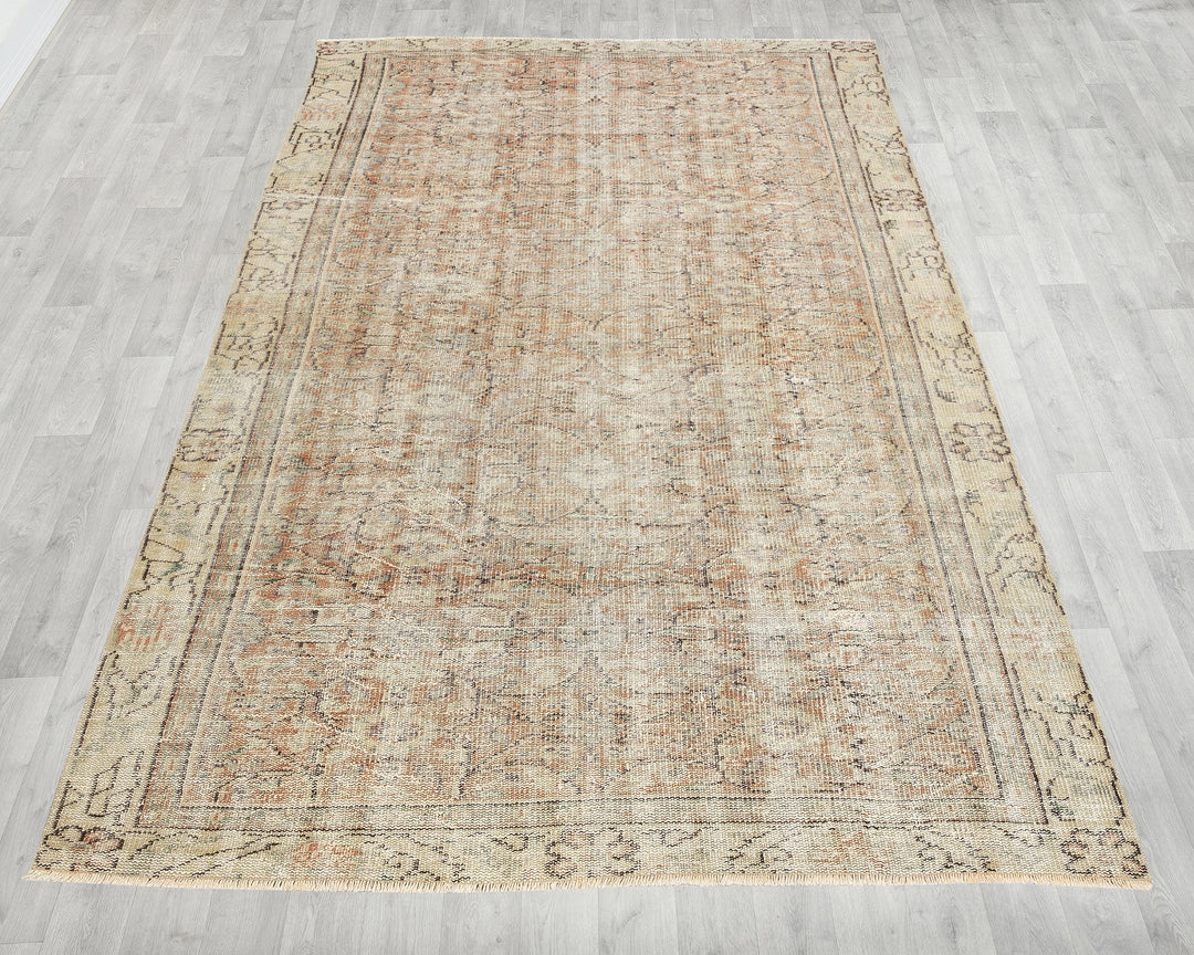 Faded Oushak Rug 5' 11" x 8' 6" | No. VR21173