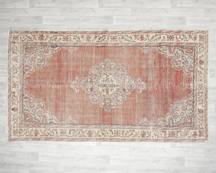 Red Oushak Rug 5' 2" x 9' 1" | No. VR50932
