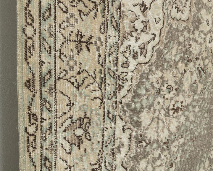 Blue Oushak Rug 6' 11" x 9' 11" | No. VR79994