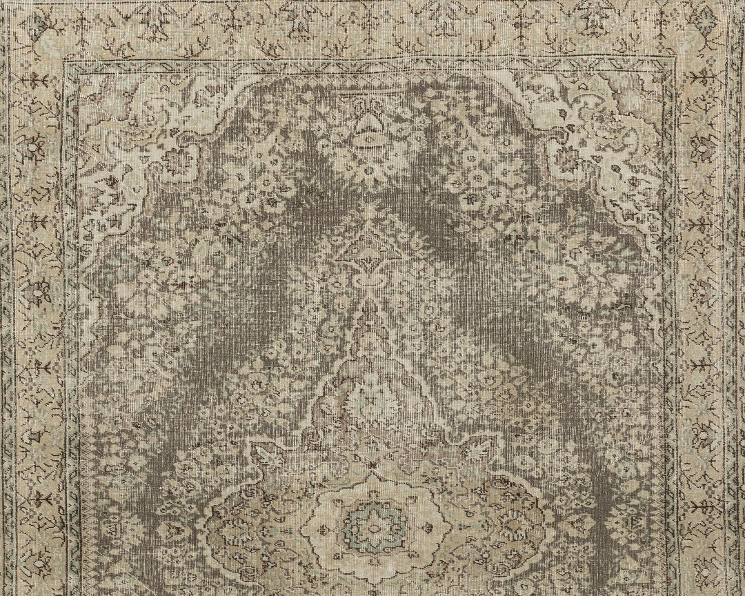 Blue Oushak Rug 6' 11" x 9' 11" | No. VR79994