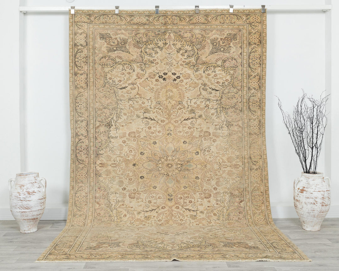 Oushak Rug 6' 5" x 9' 10" | No. VR63891