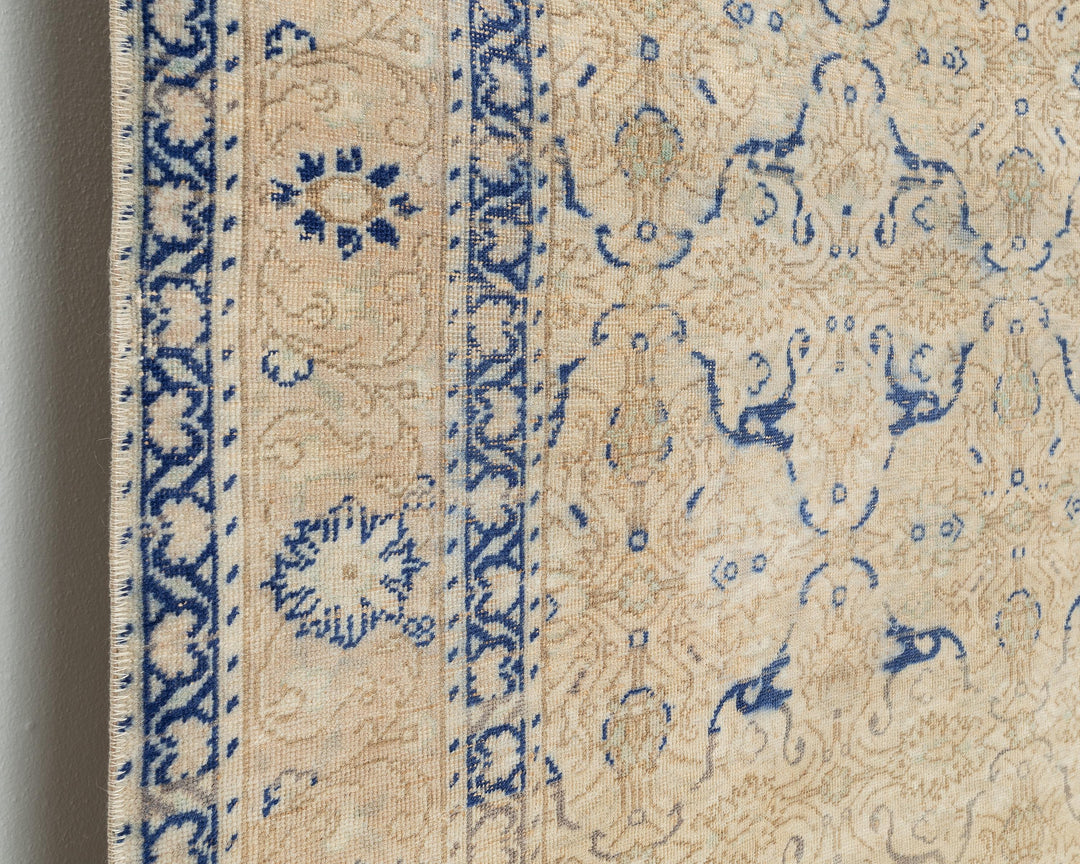 Distressed Oushak Rug 6' 5" x 9' 2" | No. VR95279