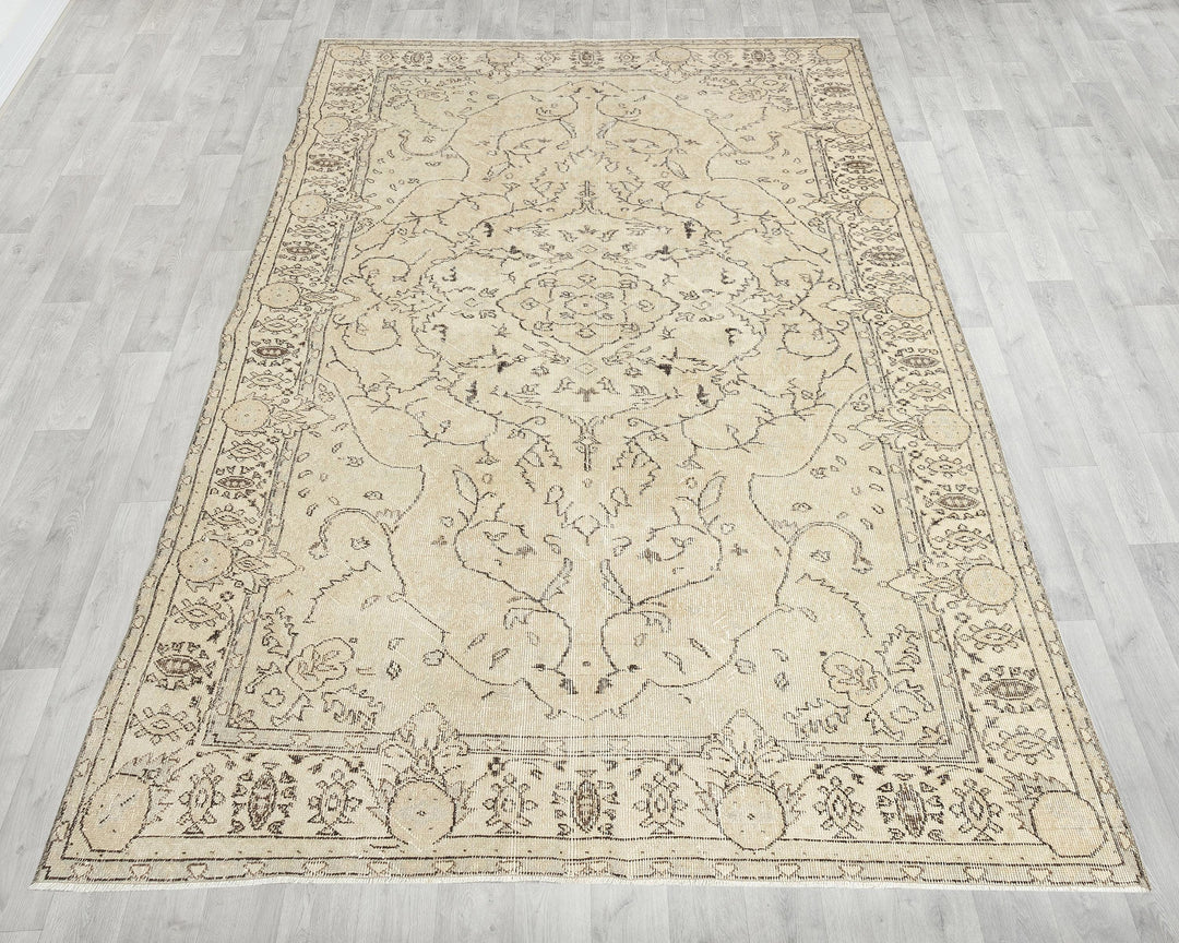 Oushak Rug 6' 2" x 10' 1" | No. VR15892
