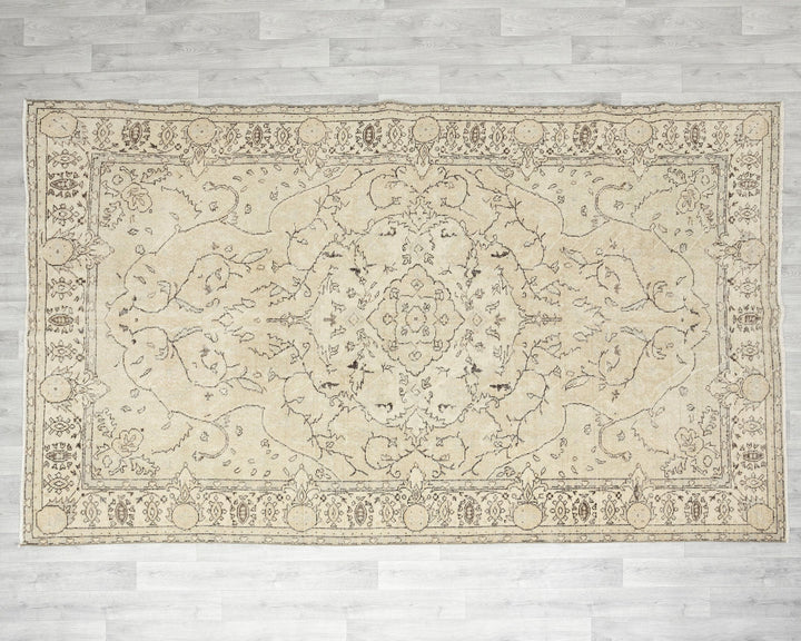 Oushak Rug 6' 2" x 10' 1" | No. VR15892