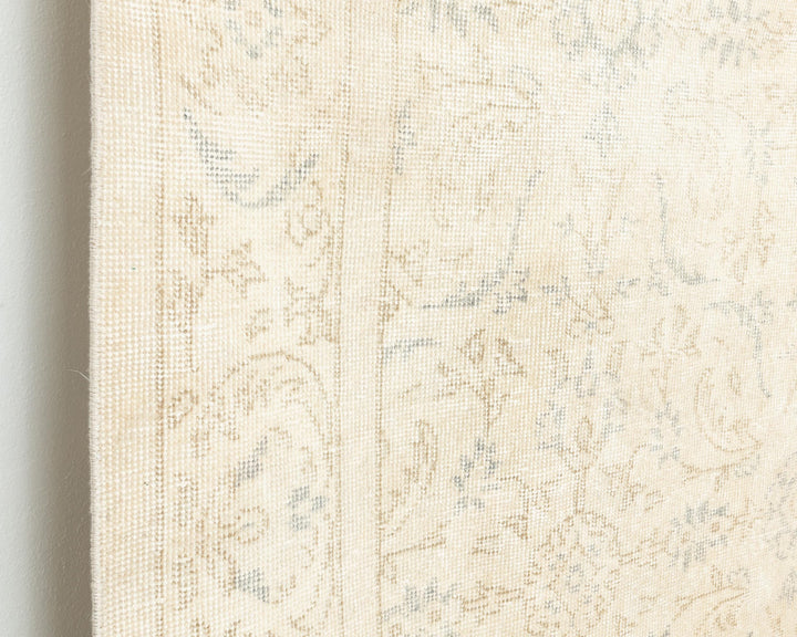 Beige Oushak Rug 5' 6" x 8' 11" | No. VR13363