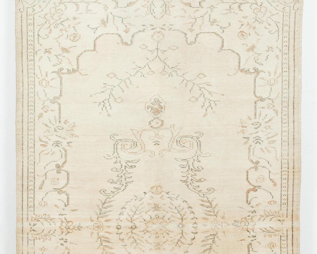 Beige Oushak Rug 5' 7" x 9' 5" | No. VR46188