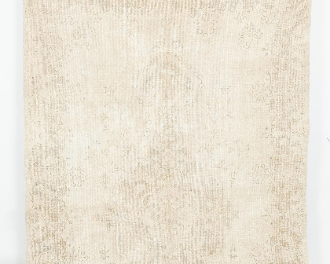 Beige Oushak Rug 5' 10" x 9' 4" | No. VR66345