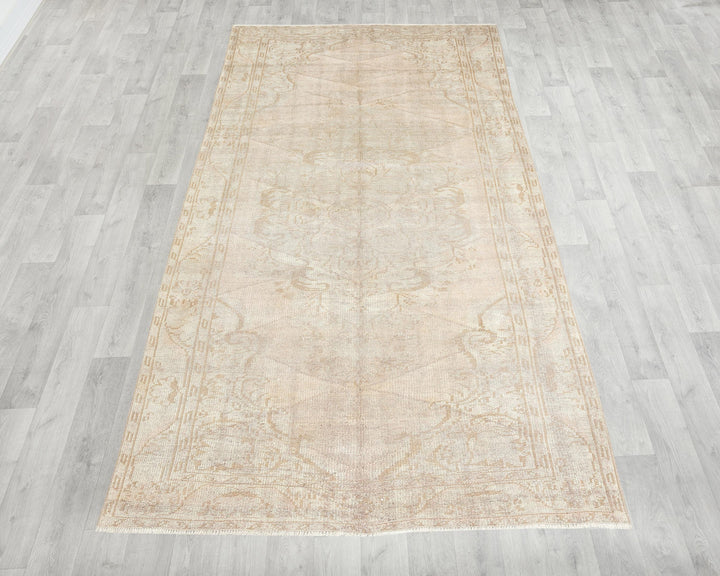 Brown Oushak Rug 5' 1" x 9' 8" | No. VR59065