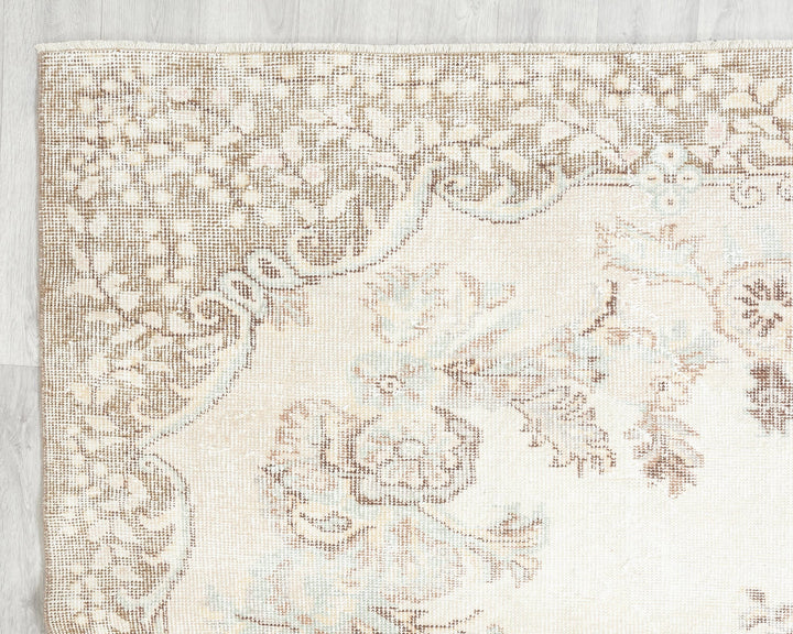 Neutral Oushak Rug 10' 2" x 6' 3" | No. VR43587
