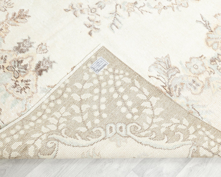 Neutral Oushak Rug 10' 2" x 6' 3" | No. VR43587