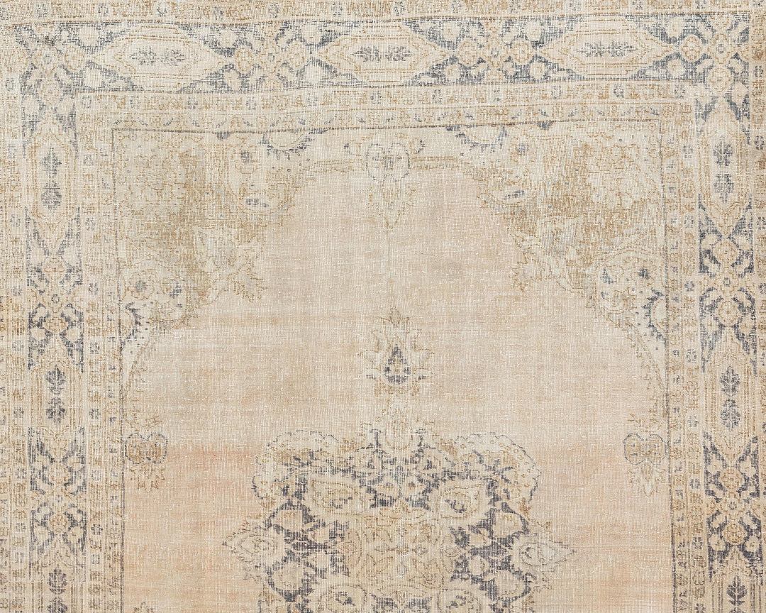 Beige Oushak Rug 10' 8" x 6' 9" | No. VR19734