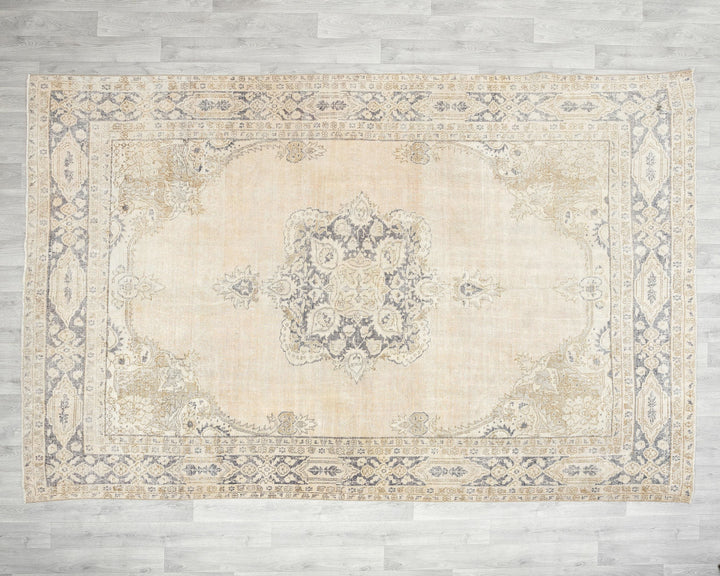 Beige Oushak Rug 10' 8" x 6' 9" | No. VR19734