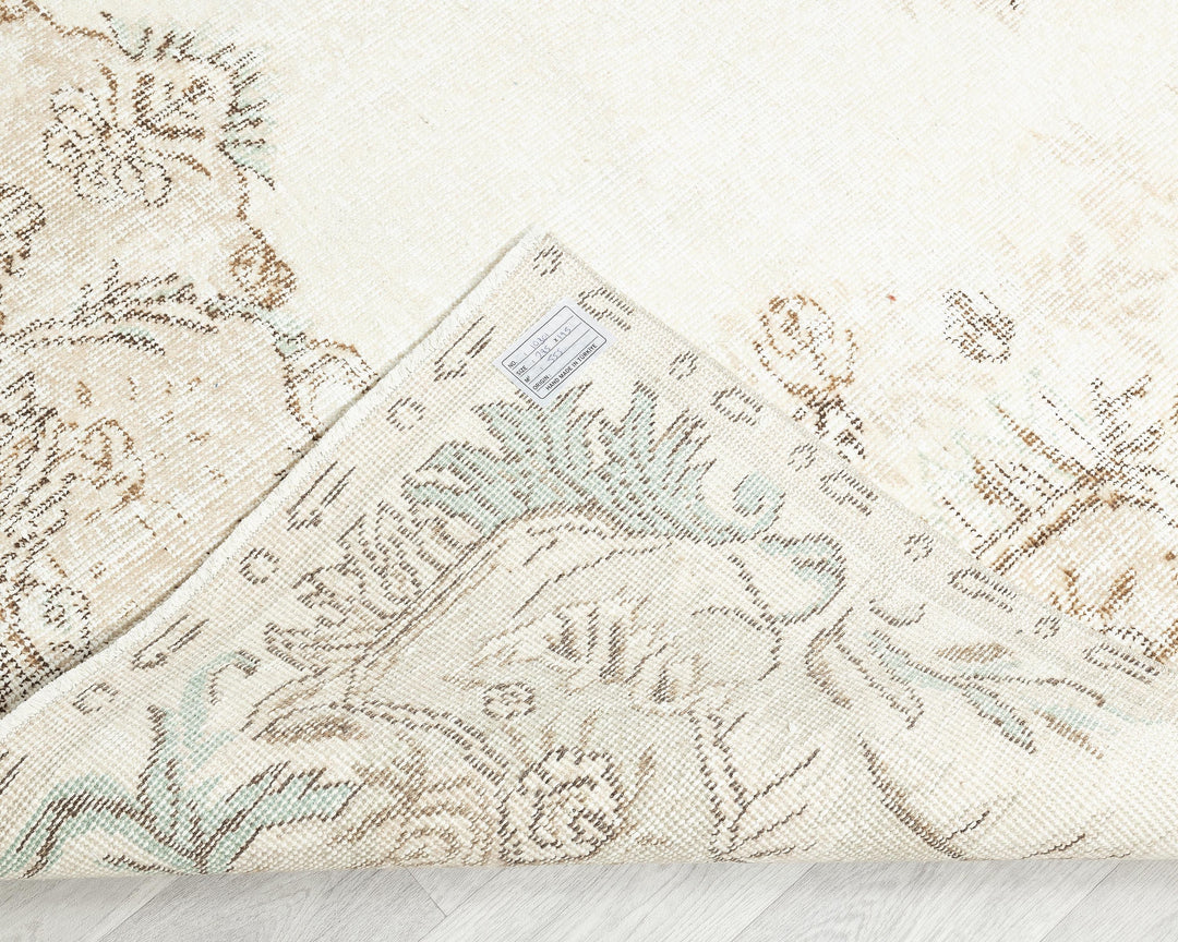 Beige Oushak Rug 9' 4" x 6' 5" | No. VR67062