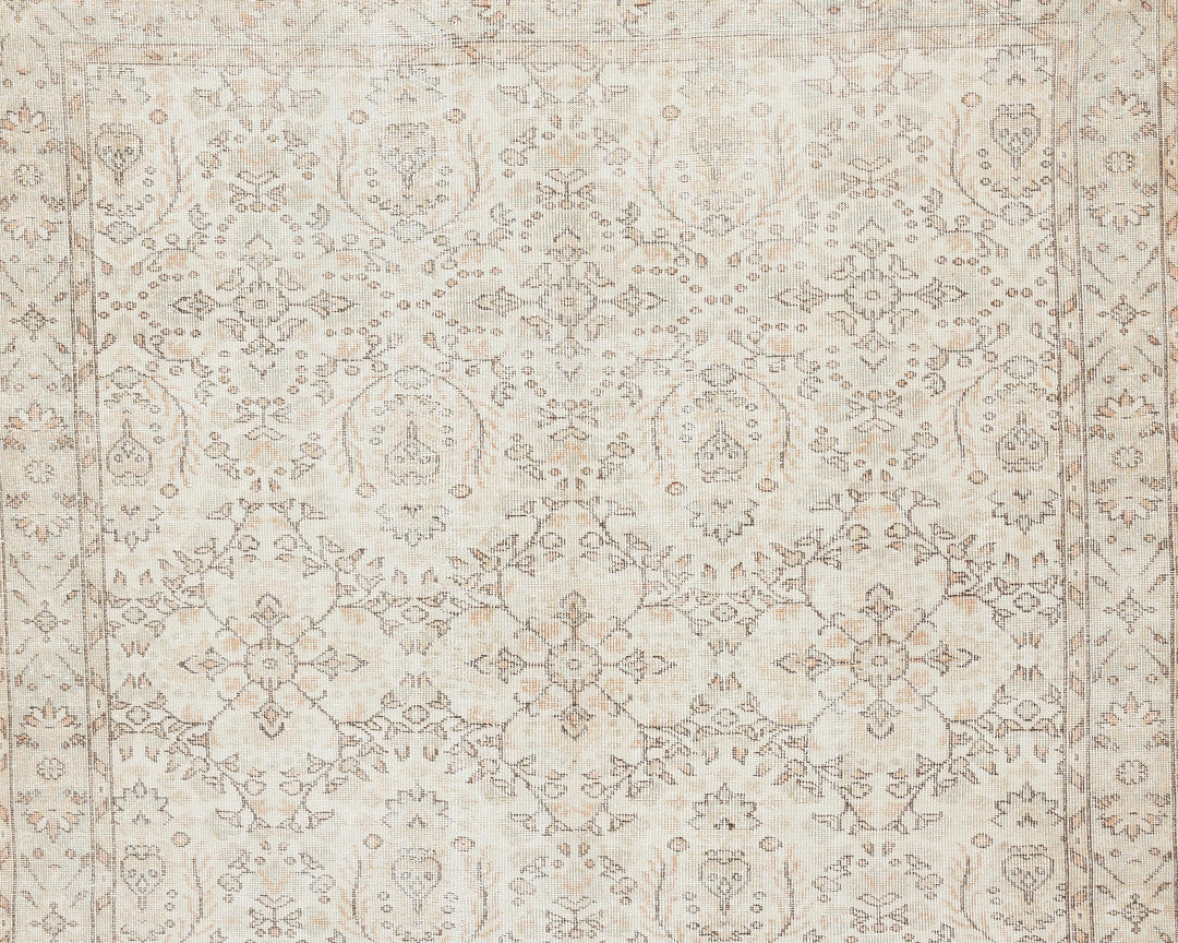 Beige Oushak Rug 10' 4" x 6' 9" | No. VR94920