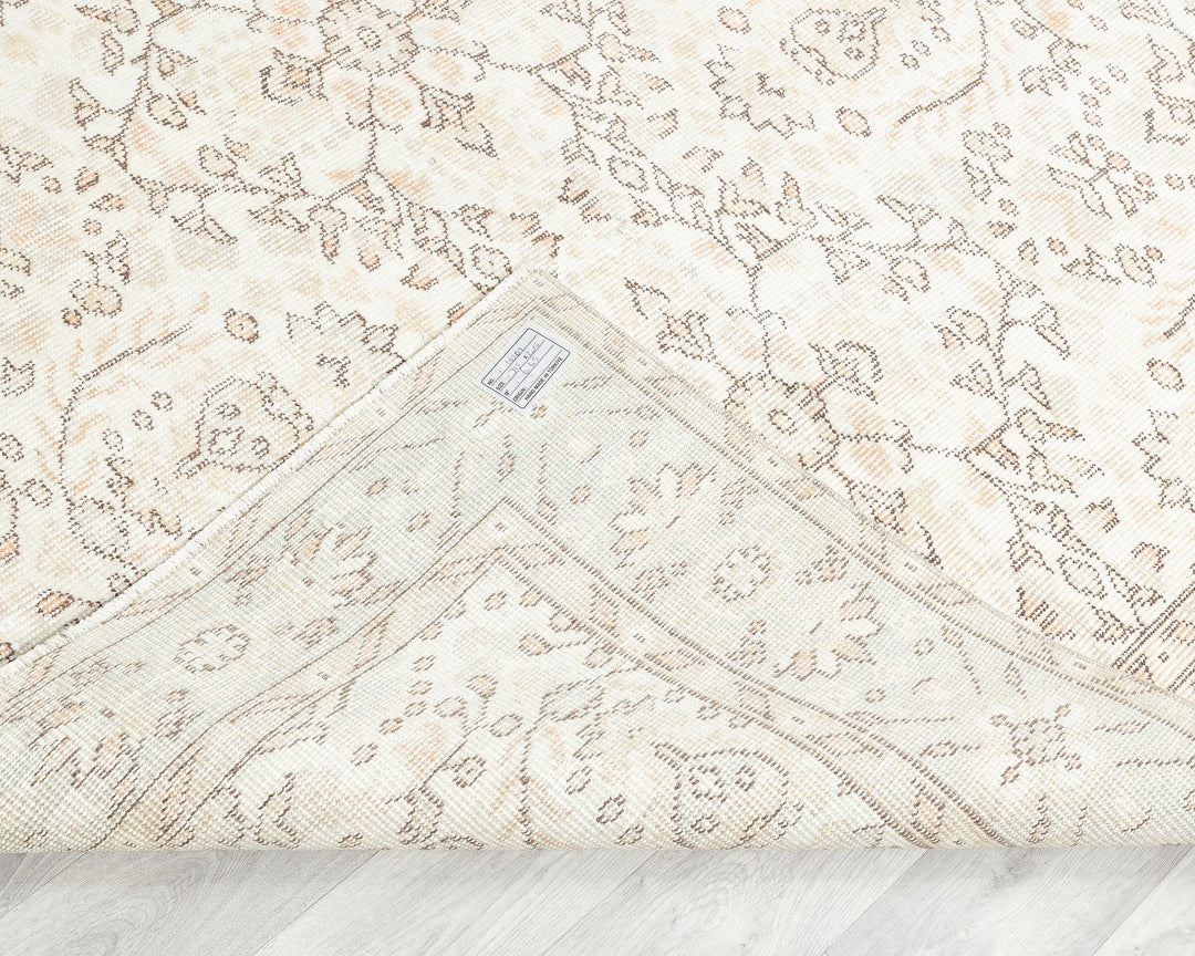Beige Oushak Rug 10' 4" x 6' 9" | No. VR94920