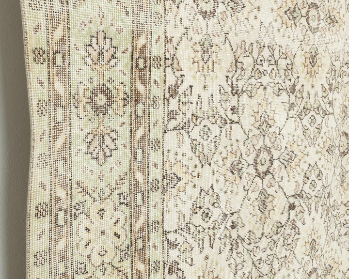 Beige Oushak Rug 10' 2" x 7' 1" | No. VR20238