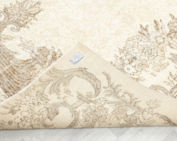 Faded Oushak Rug 10' x 6' 11" | No. VR11510