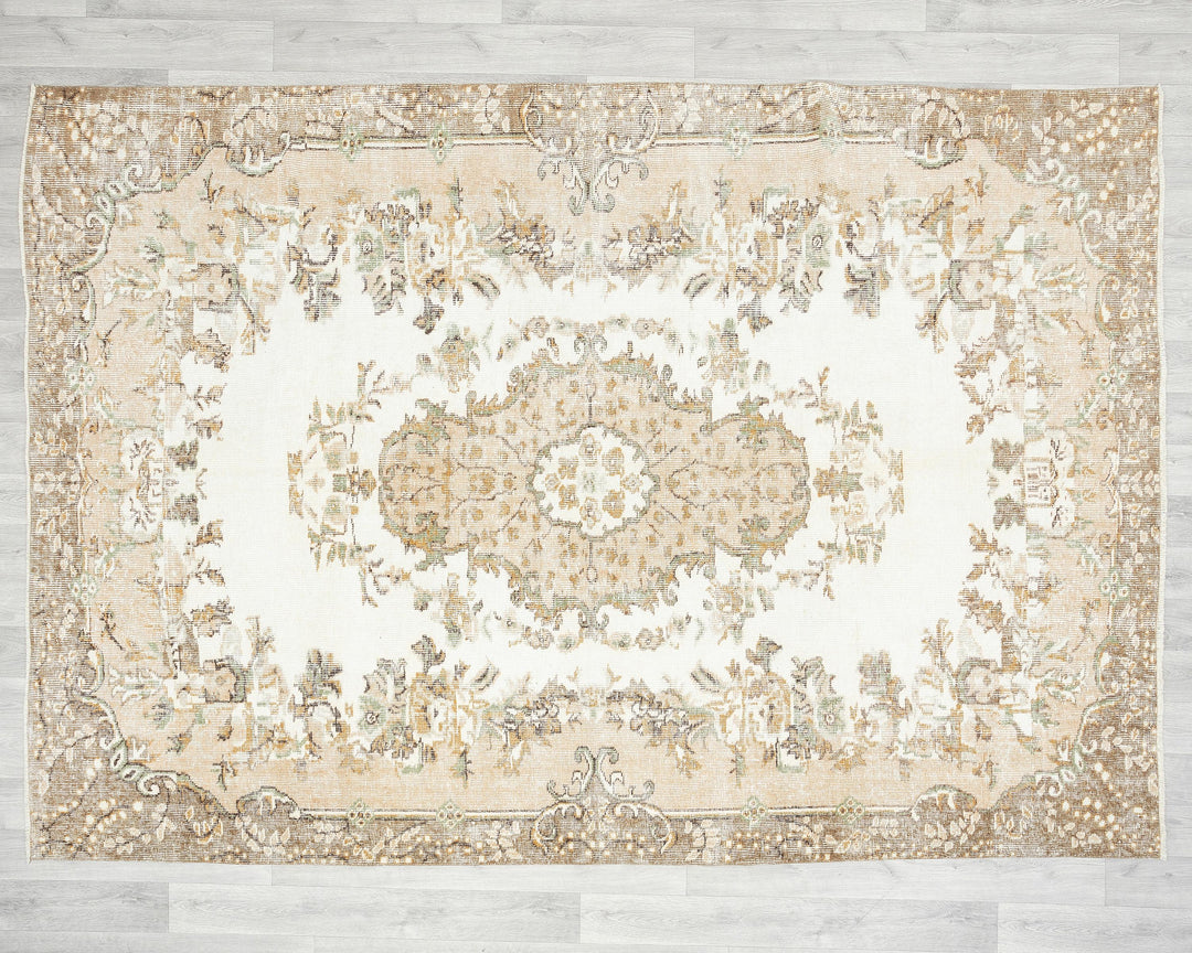 Oushak Rug 8' 2" x 6' 3" | No. VR95110