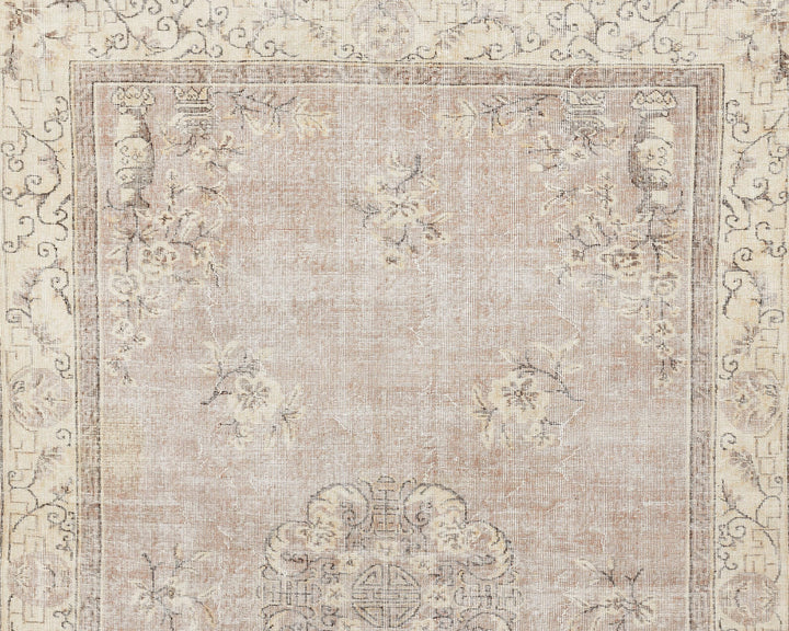 Neutral Oushak Rug 7' x 10' 5" | No. VR62787