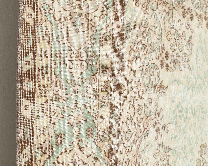 Beige Oushak Rug 7' x 9' 11" | No. VR27327