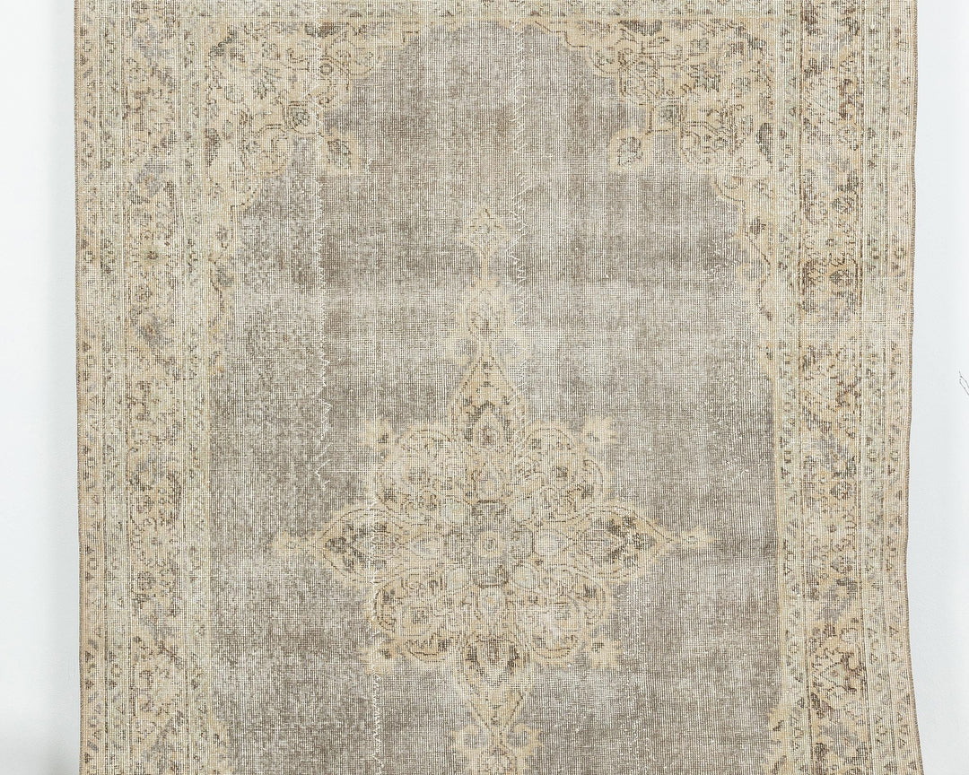 Faded Oushak Rug 5' 7" x 8' 4" | No. VR28391