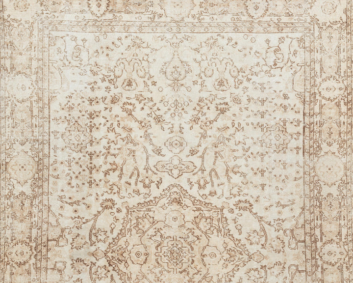 Beige Oushak Rug 6' 10" x 10' | No. VR83780