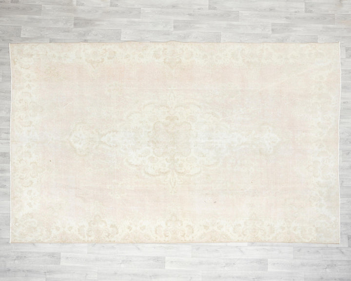 Beige Oushak Rug 6' 11" x 10' 6" | No. VR47131