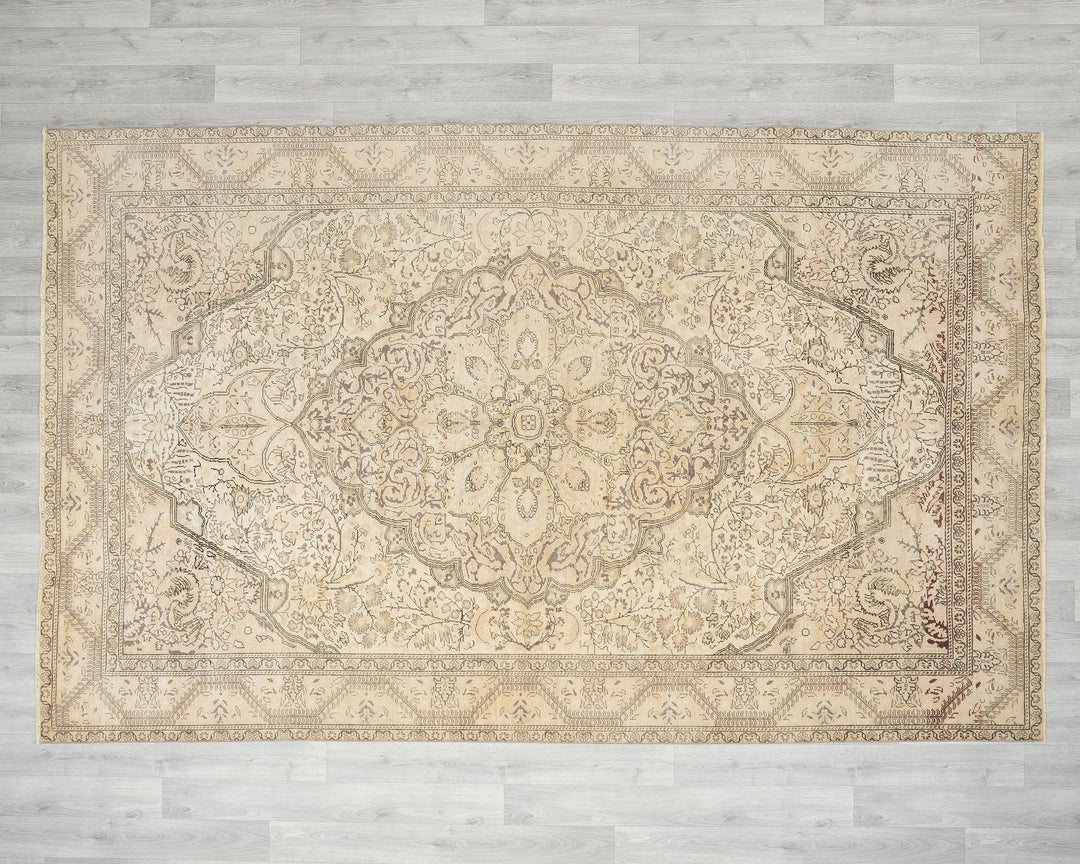 Oushak Rug 6' 5" x 9' 6" | No. VR95763