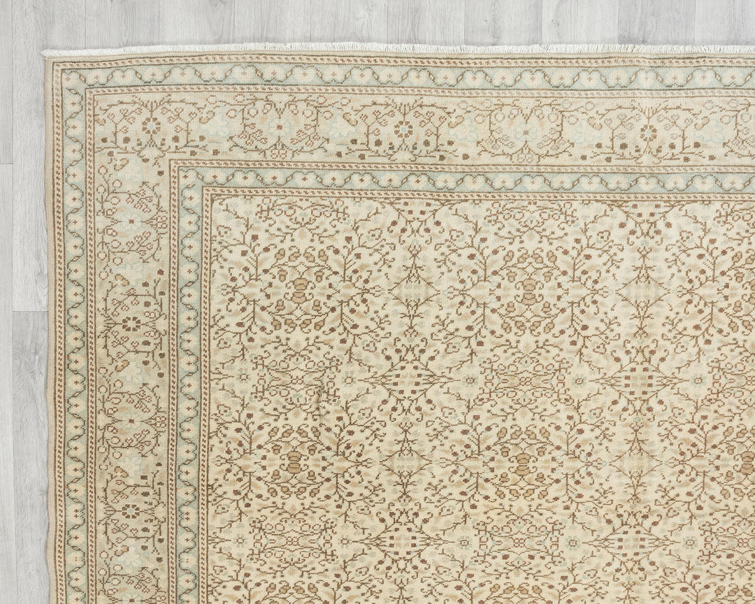 Beige Oushak Rug 6' 5" x 9' 10" | No. VR25239