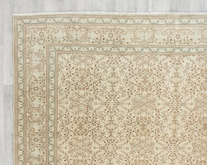 Beige Oushak Rug 6' 5" x 9' 10" | No. VR25239