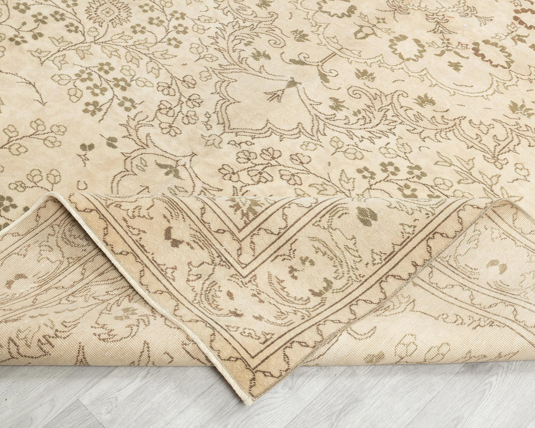 Oushak Rug 6' 4" x 9' 10" | No. VR81080