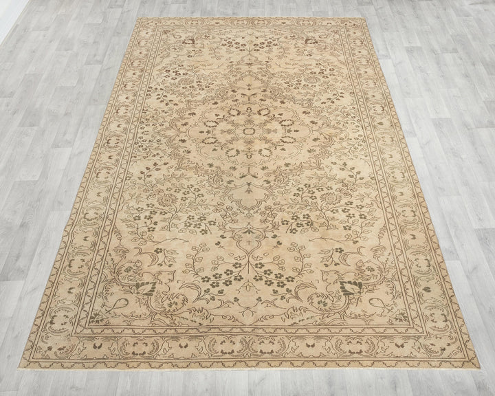 Oushak Rug 6' 4" x 9' 10" | No. VR81080