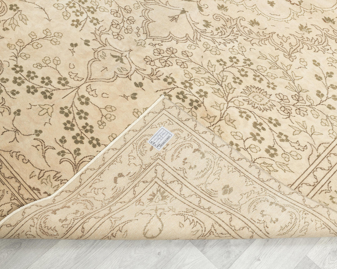 Oushak Rug 6' 4" x 9' 10" | No. VR81080