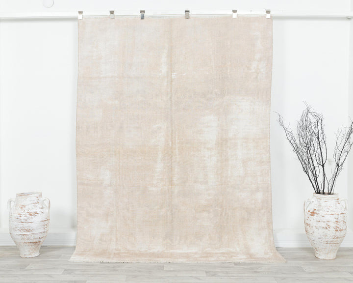 Beige Oushak Rug 5' 5" x 7' 8" | No. VR76050