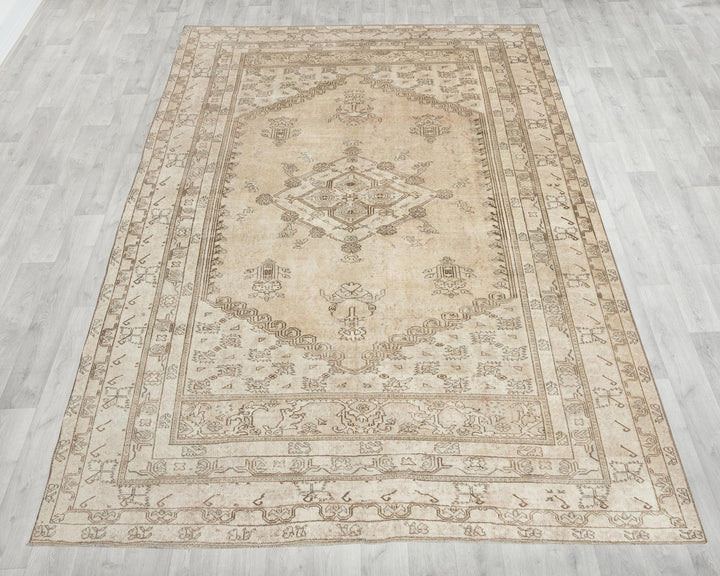 Faded Turkish Rug 6' 7" x 9' 2" | No. VR18215