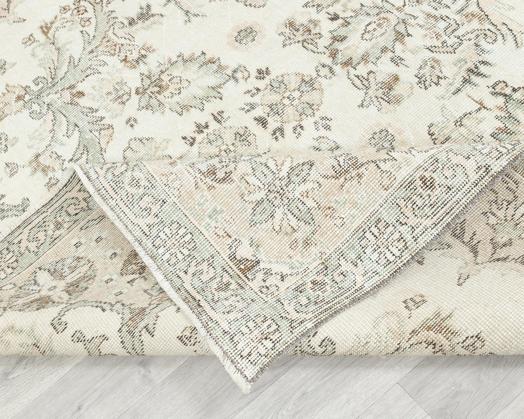 Beige Oushak Rug 6' 4" x 10' 1" | No. VR22339