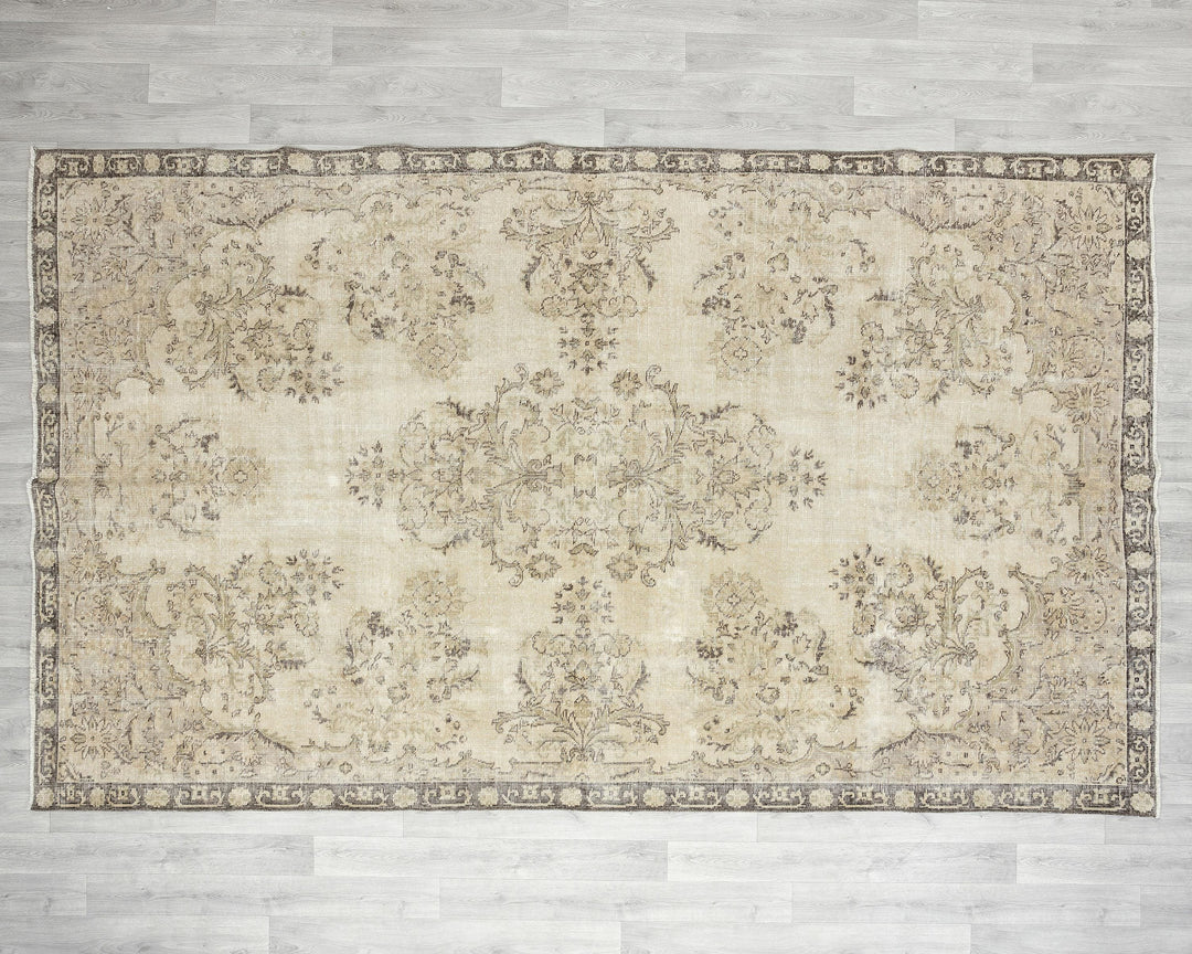 Oushak Rug 6' 8" x 10' 6" | No. VR30054