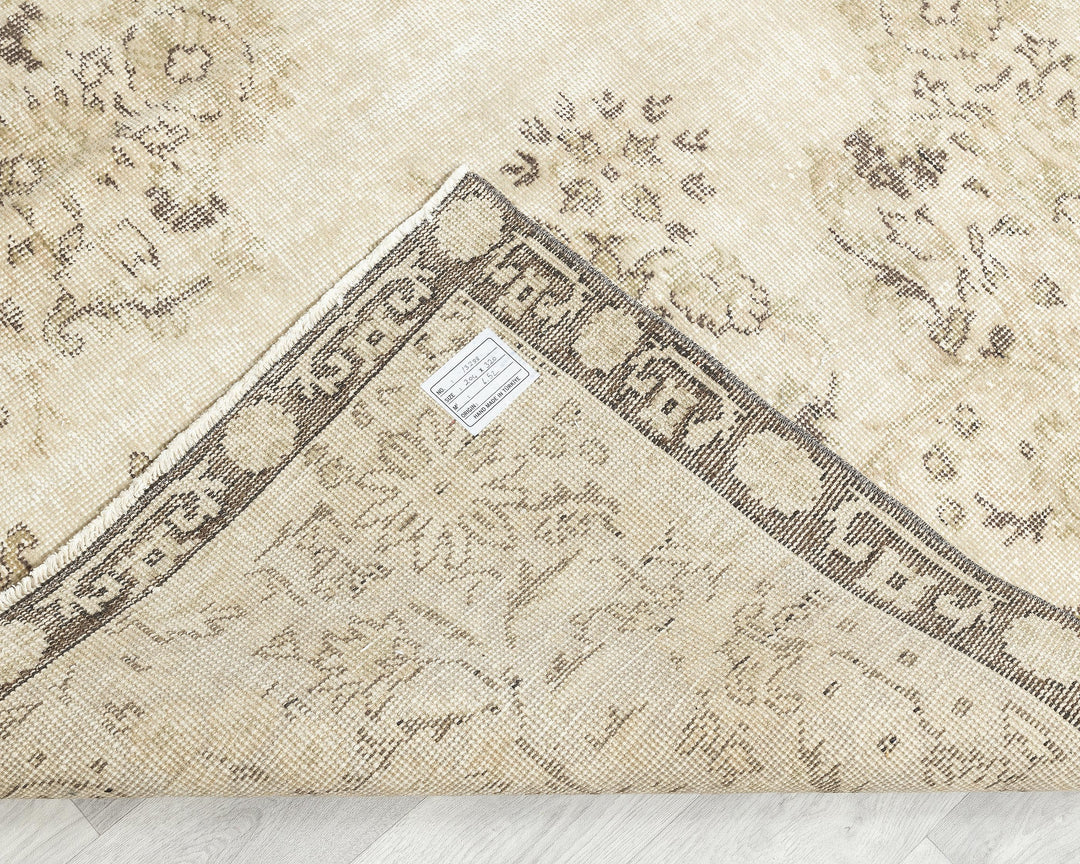 Oushak Rug 6' 8" x 10' 6" | No. VR30054