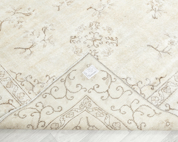 Beige Oushak Rug 6' 11" x 10' 4" | No. VR83299