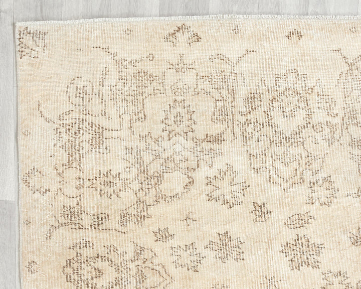 Faded Oushak Rug 6' 2" x 10' 5" | No. VR60458
