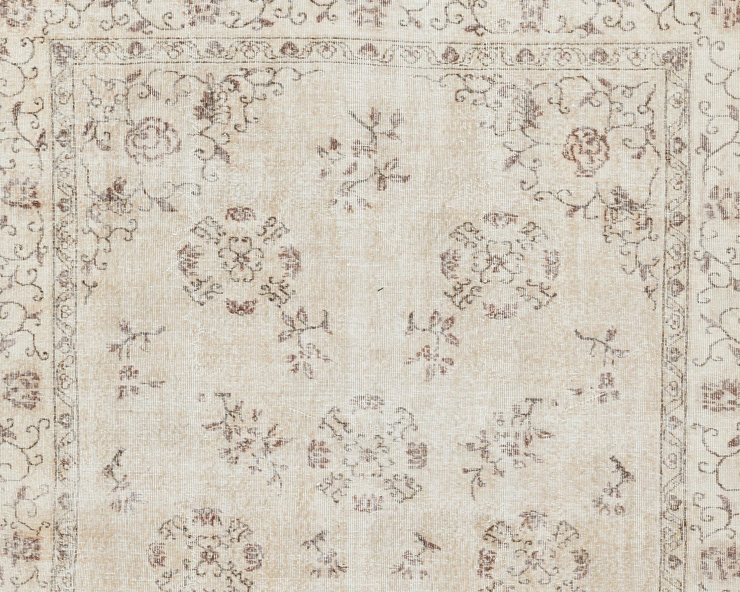Faded Oushak Rug 6' 5" x 9' 7" | No. VR50537