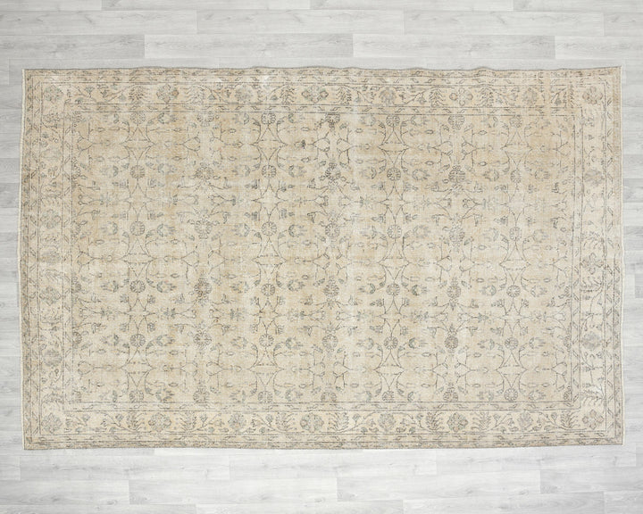 Beige Oushak Rug 6' 4" x 9' 6" | No. VR44505