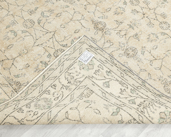 Beige Oushak Rug 6' 4" x 9' 6" | No. VR44505