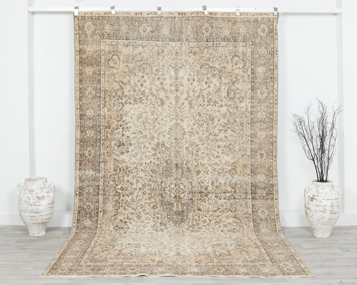Faded Oushak Rug 6' 5" x 10' 4" | No. VR73349