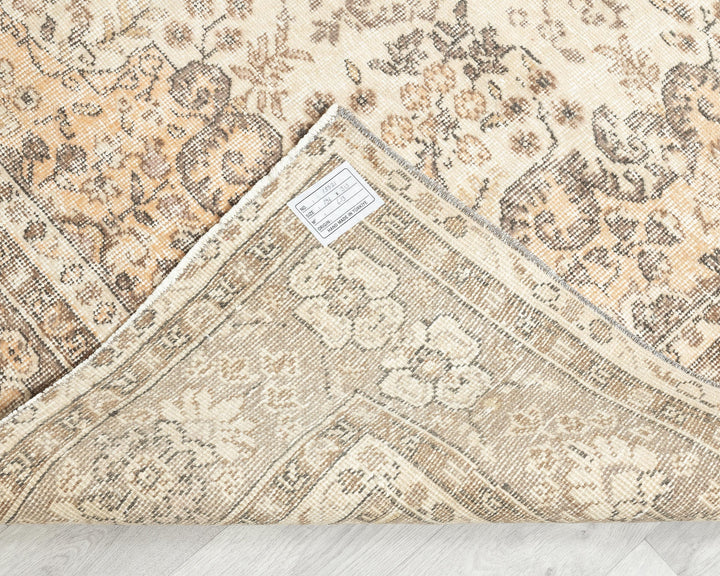 Faded Oushak Rug 6' 5" x 10' 4" | No. VR73349