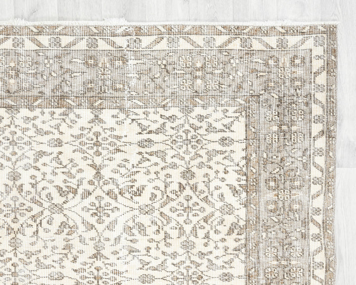 Oushak Rug 6' x 8' 8" | No. VR88003
