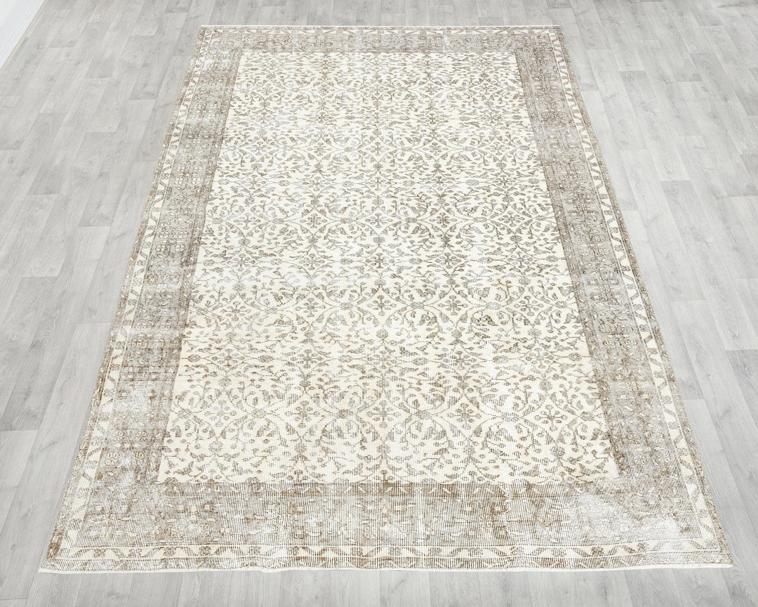 Oushak Rug 6' x 8' 8" | No. VR88003