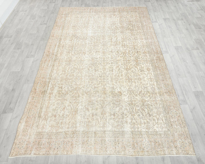 Beige Oushak Rug 7' 1" x 10' | No. VR46484