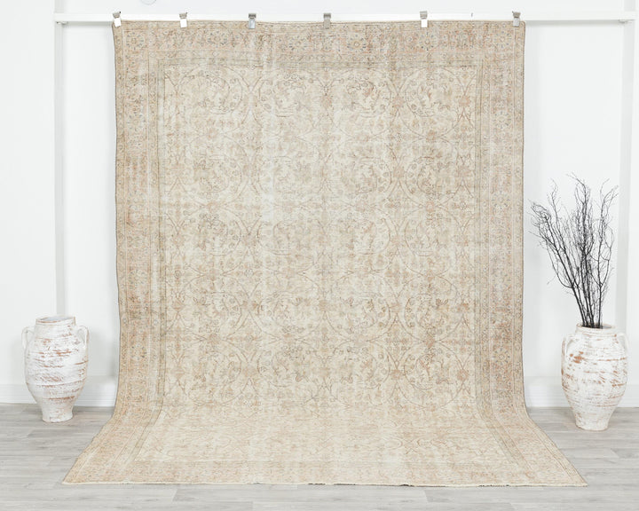 Beige Oushak Rug 7' 1" x 10' | No. VR46484